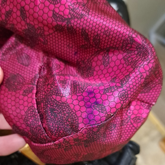 Betsey Johnson • Black Leather Ruffle Zip Y2k Handbag Satchel Shoulder Bag 00s - Picture 11 of 15